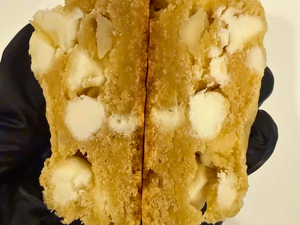 White Chocolate Macadamia